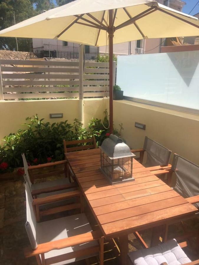 Anemomilos Jacuzzi Suite Corfu  Exterior photo
